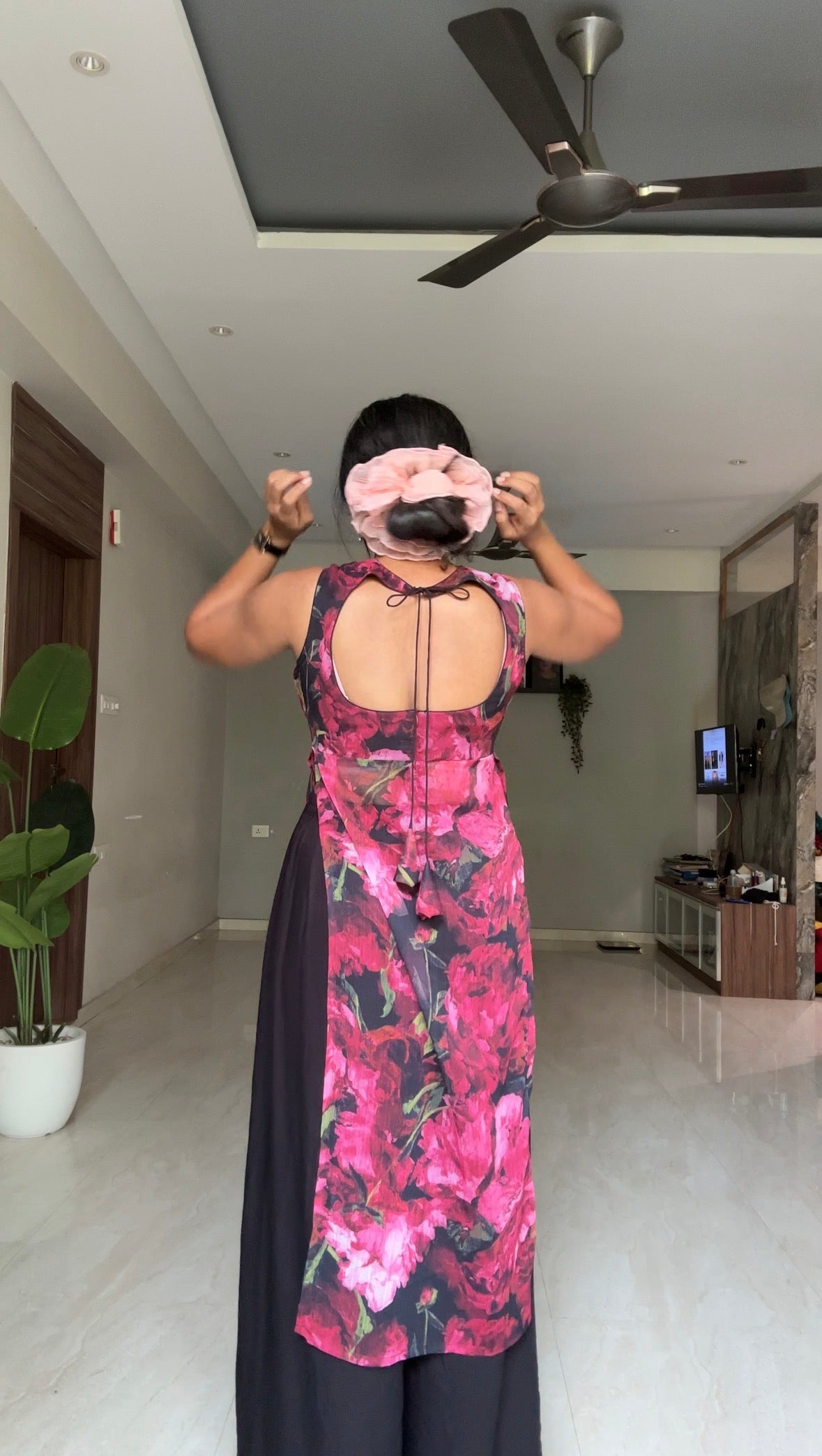 Sara Top